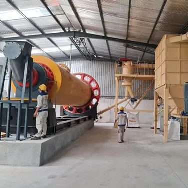 1 のエネルギー鉱山需要のためにクォーツ砂を磨くための大容量小ボールミール