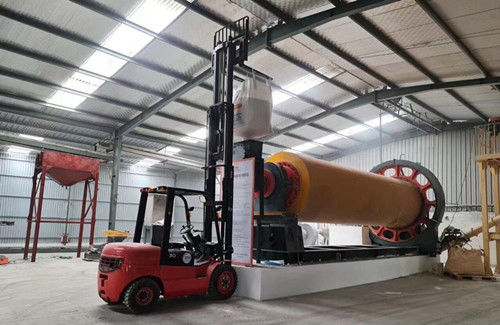 98% 容量 クォーツ砂粉末 機械 ボール 磨き 工場 5-12m 製品の長さ